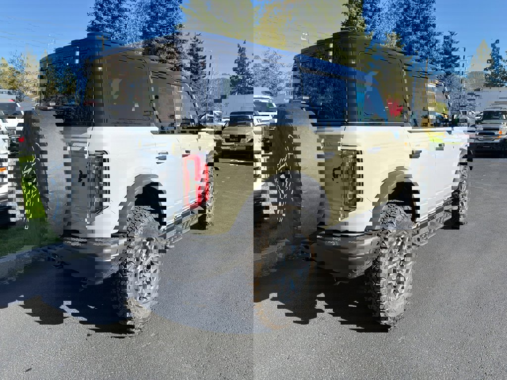 New 2025 Ford Bronco Badlands image 11