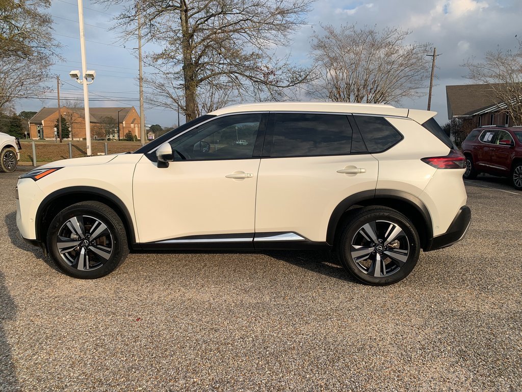 Used 2023 Nissan Rogue Platinum w/ Platinum Premium Package image 4