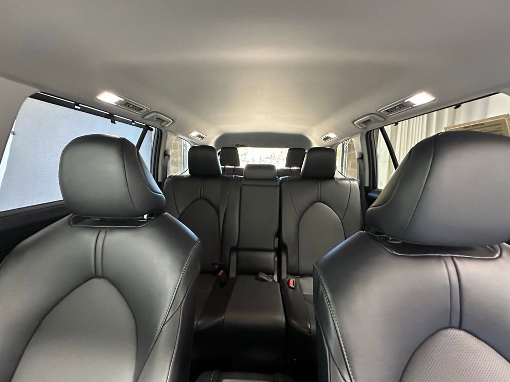 Used 2024 Toyota Grand Highlander XLE image 31