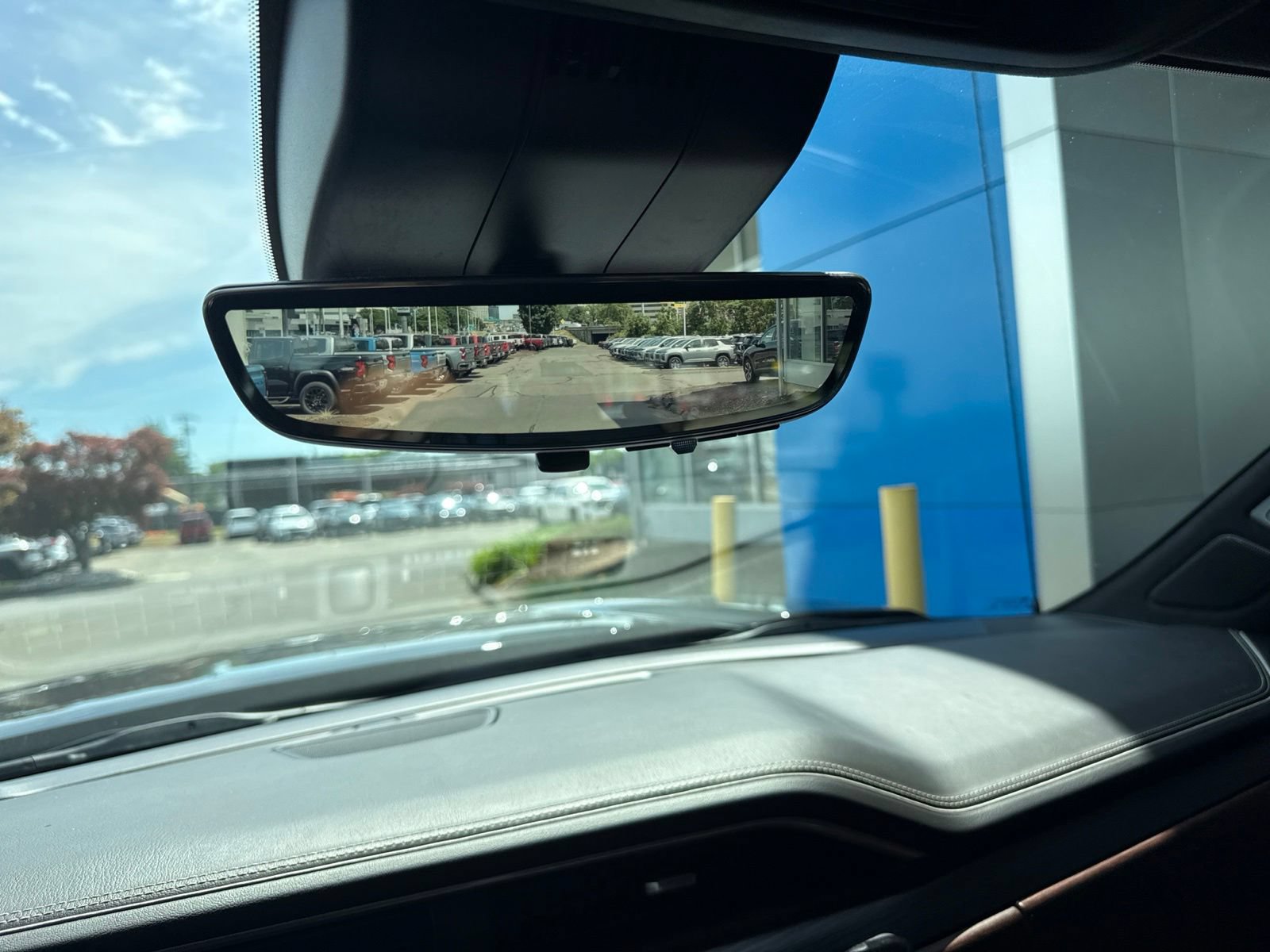 Used 2022 GMC Sierra 1500 Denali Ultimate AWD/4WD image 33