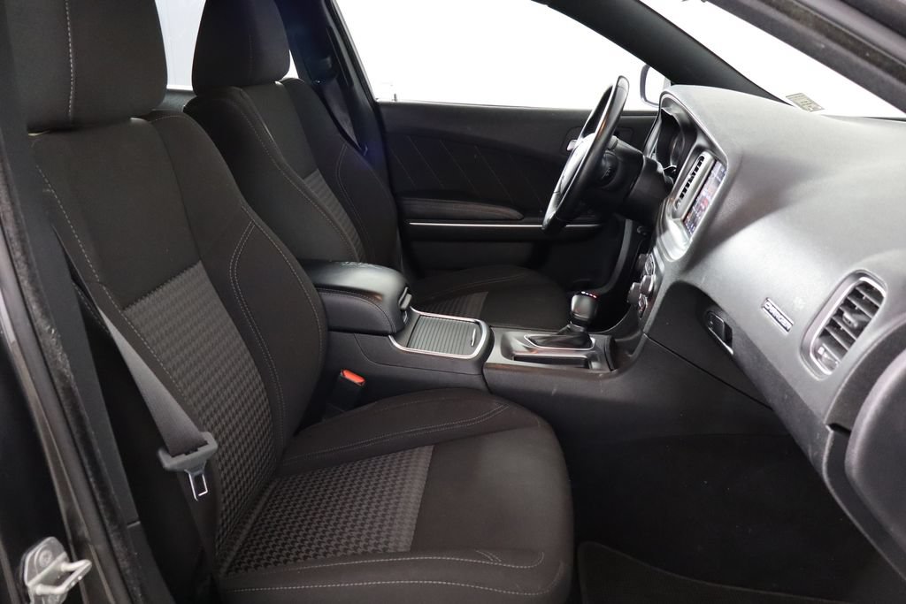 Used 2023 Dodge Charger SXT RWD image 18