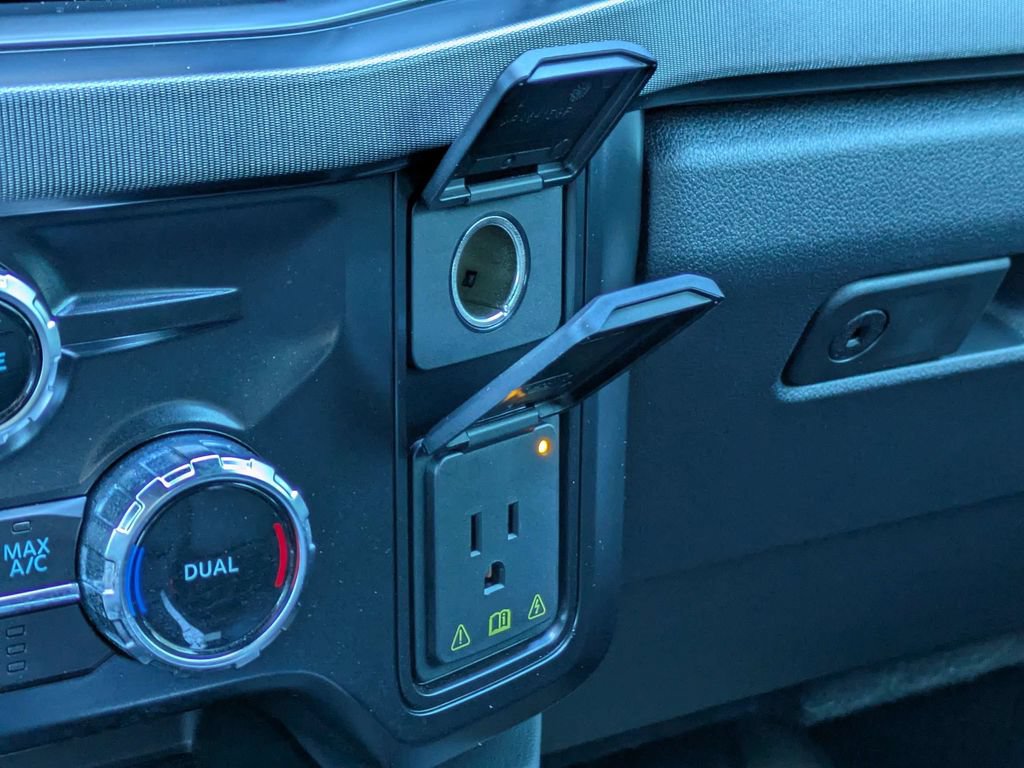 Used 2025 Ford F250 Platinum AWD/4WD image 24