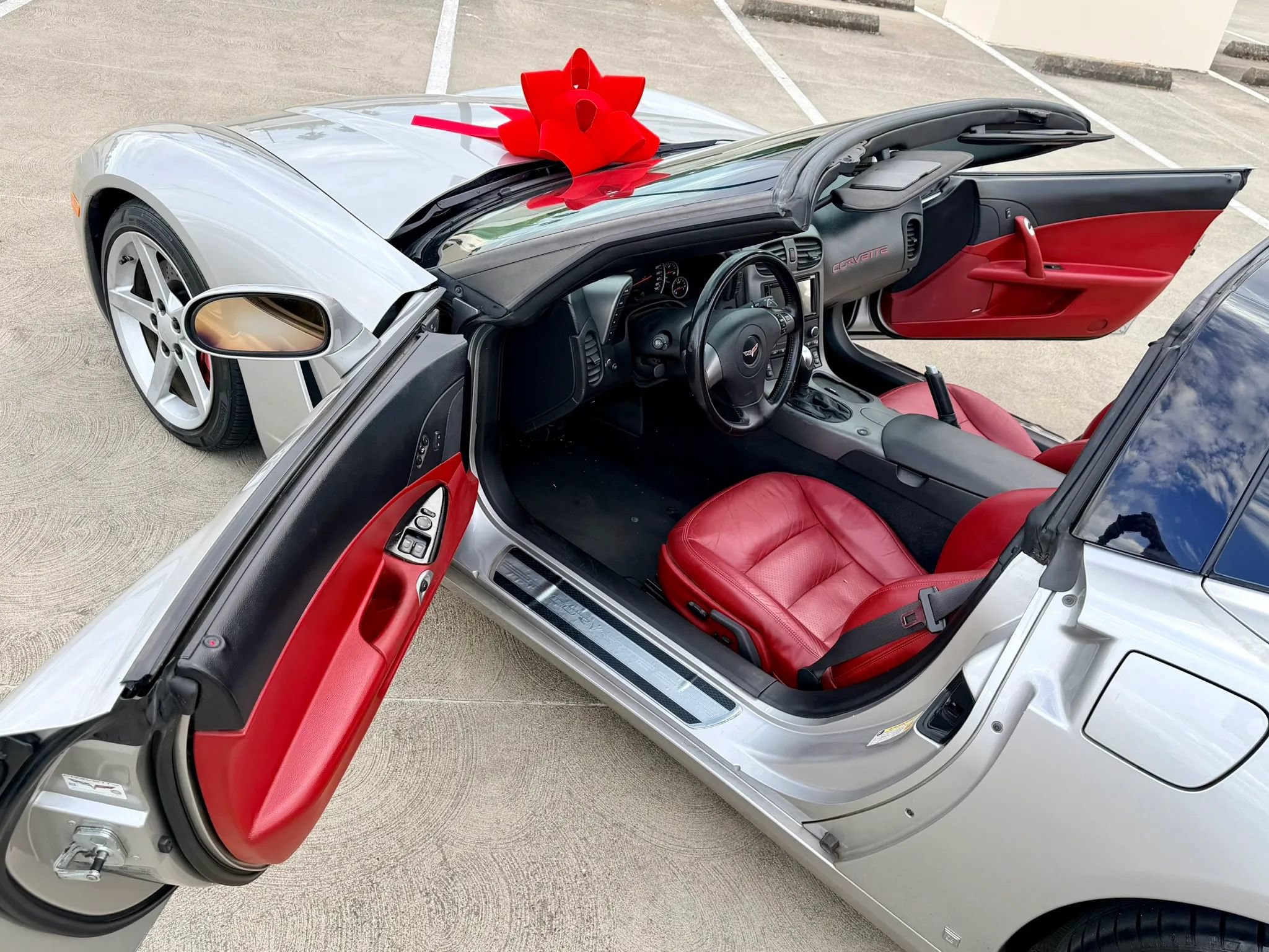 Used 2007 Chevrolet Corvette Coupe w/ Preferred Equipment Group RWD image 27