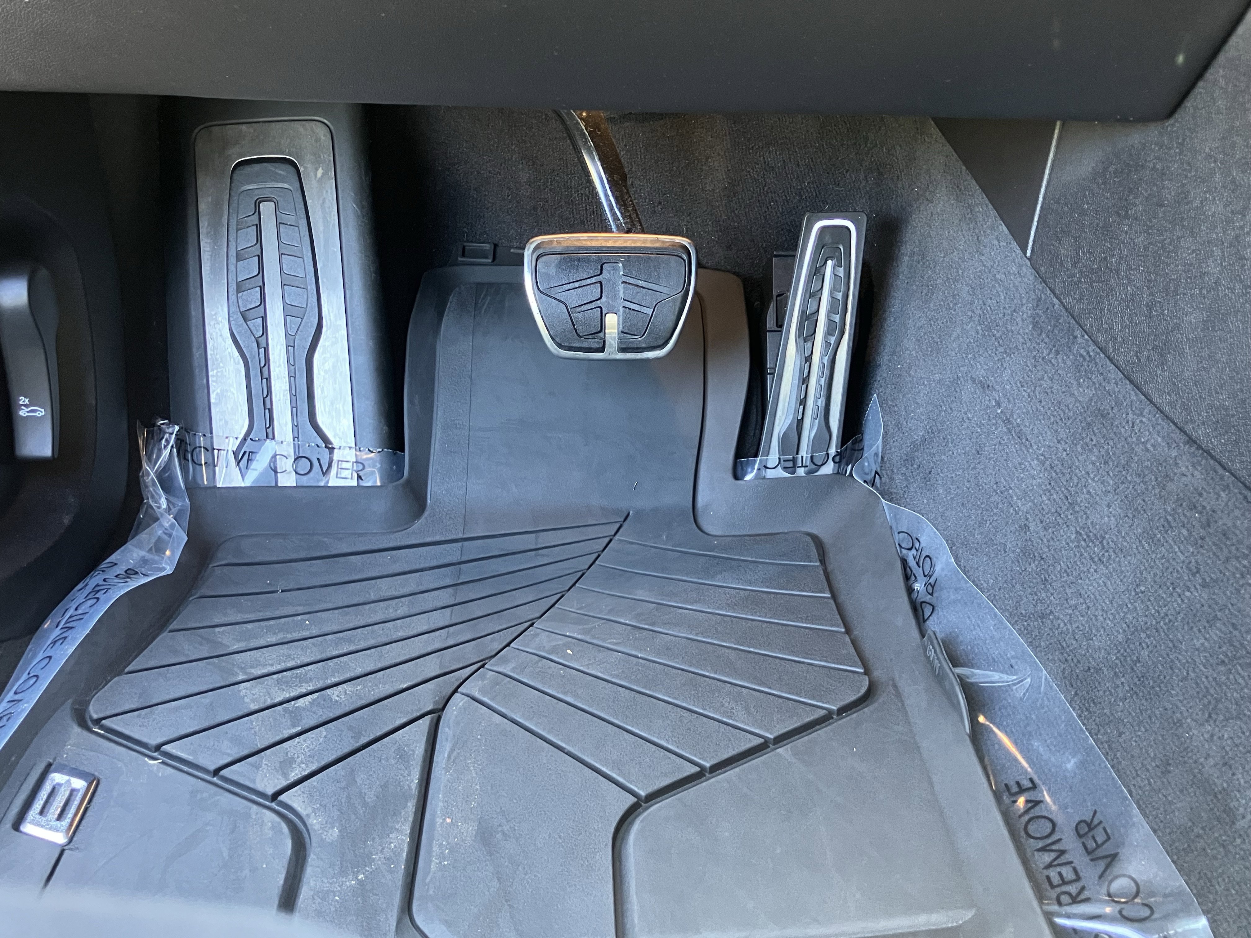 Used 2025 BMW M850i xDrive w/ M Sport Professional Package image 19