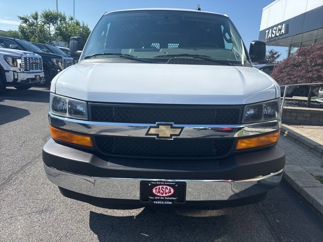 Used 2023 Chevrolet Express 2500 w/ Driver Convenience Package image 2