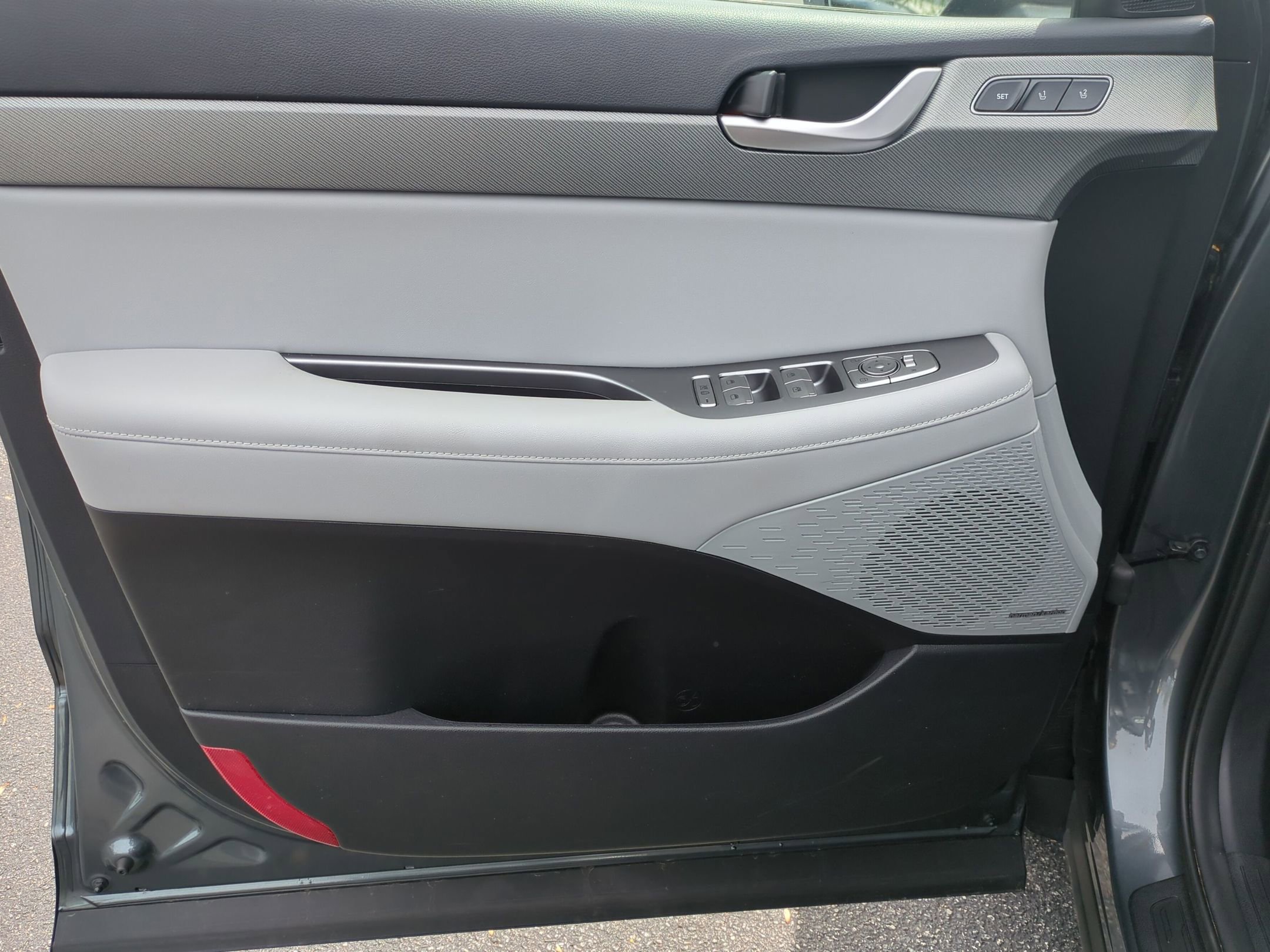 Used 2023 Hyundai Palisade SEL w/ Premium Package image 14