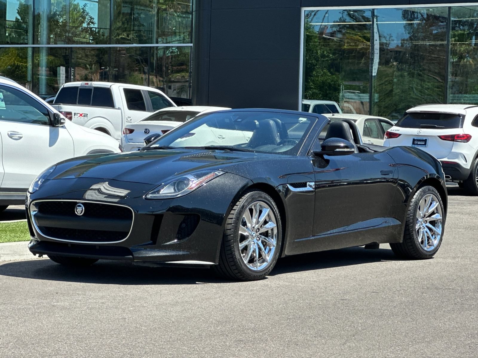 Used 2014 Jaguar F-TYPE Convertible RWD image 7
