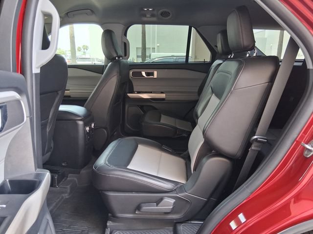 Used 2022 Ford Explorer XLT w/ Equipment Group 202A RWD image 23