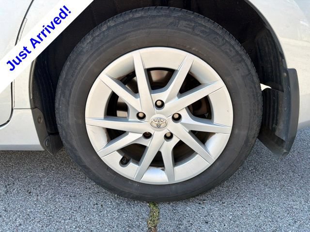Used 2012 Toyota Prius V Three FWD image 14