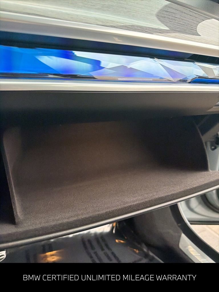 Certified 2024 BMW 760i xDrive w/ Executive Package image 44