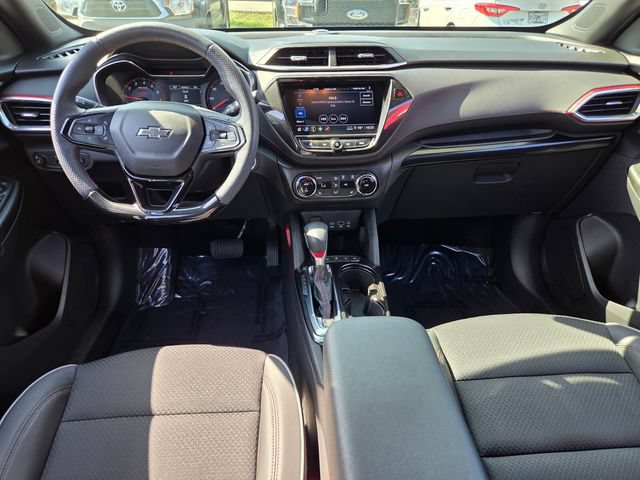 Used 2023 Chevrolet TrailBlazer RS w/ Convenience Package AWD/4WD image 13