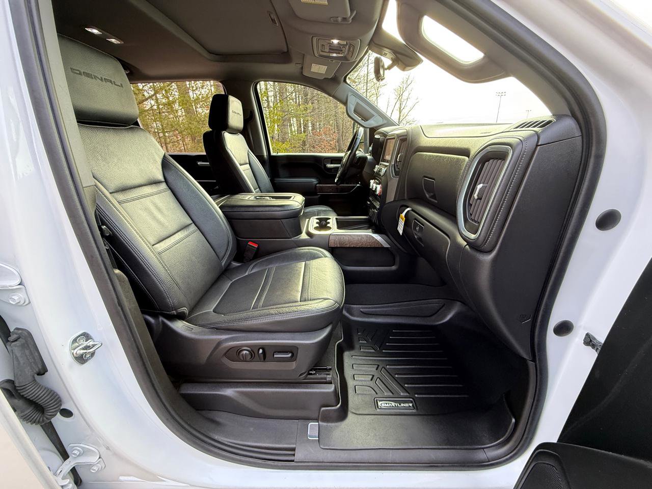 Used 2021 GMC Sierra 2500 Denali w/ Technology Package image 42