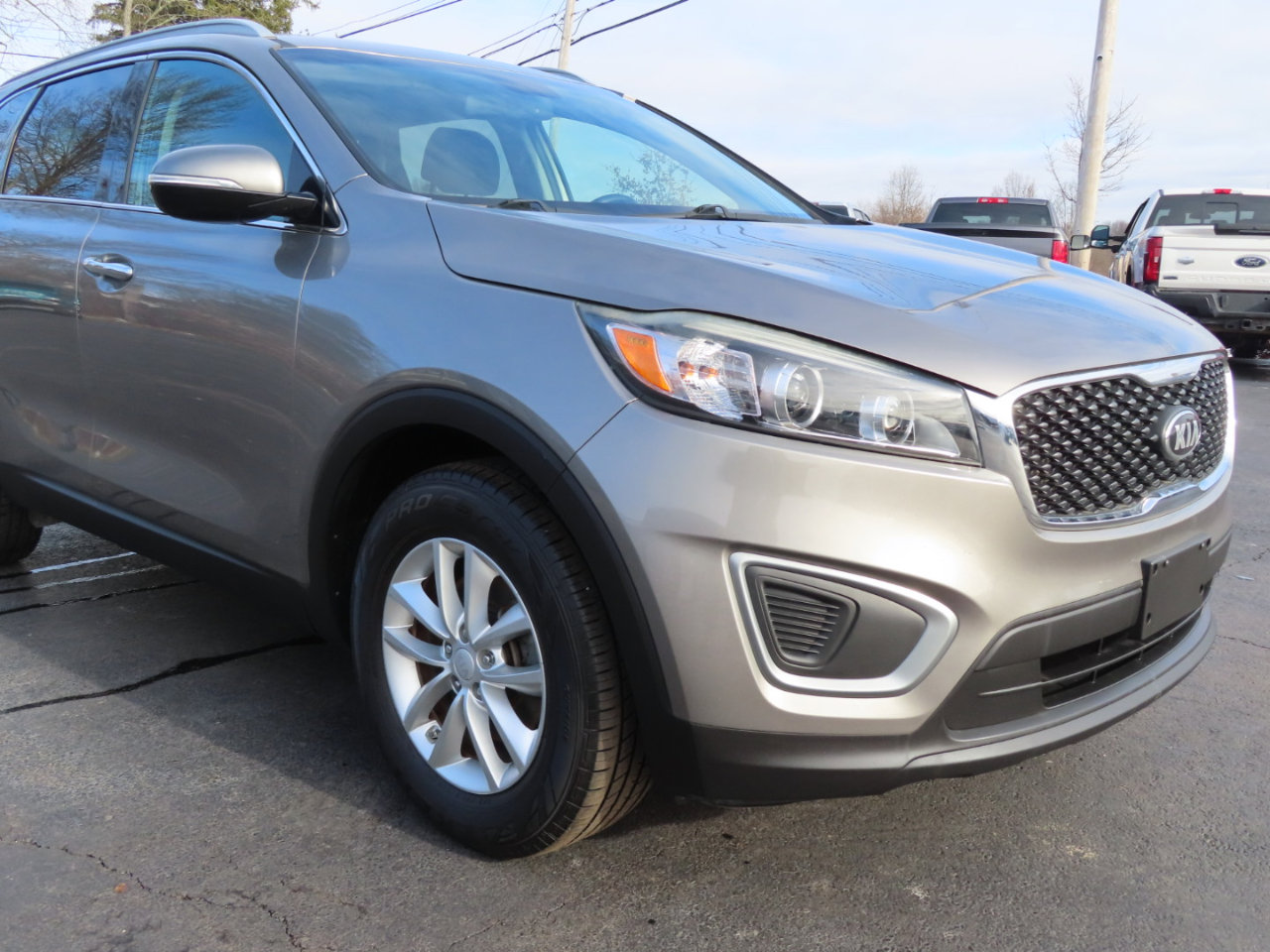 Used 2017 Kia Sorento LX w/ LX Convenience Package image 20