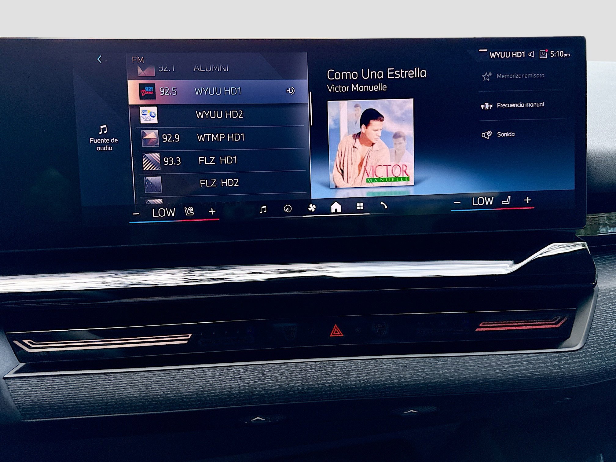 Used 2026 BMW 530i RWD image 32