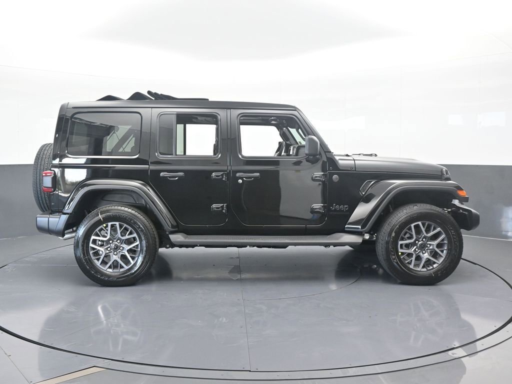 New 2026 Jeep Wrangler Sahara image 7