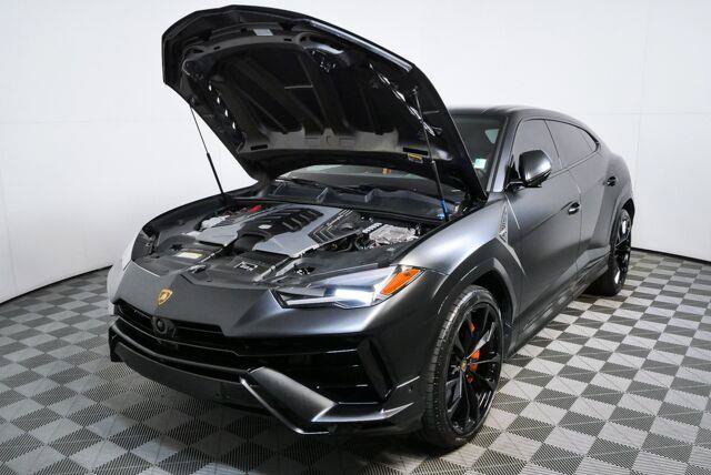 Used 2024 Lamborghini Urus S AWD/4WD image 11