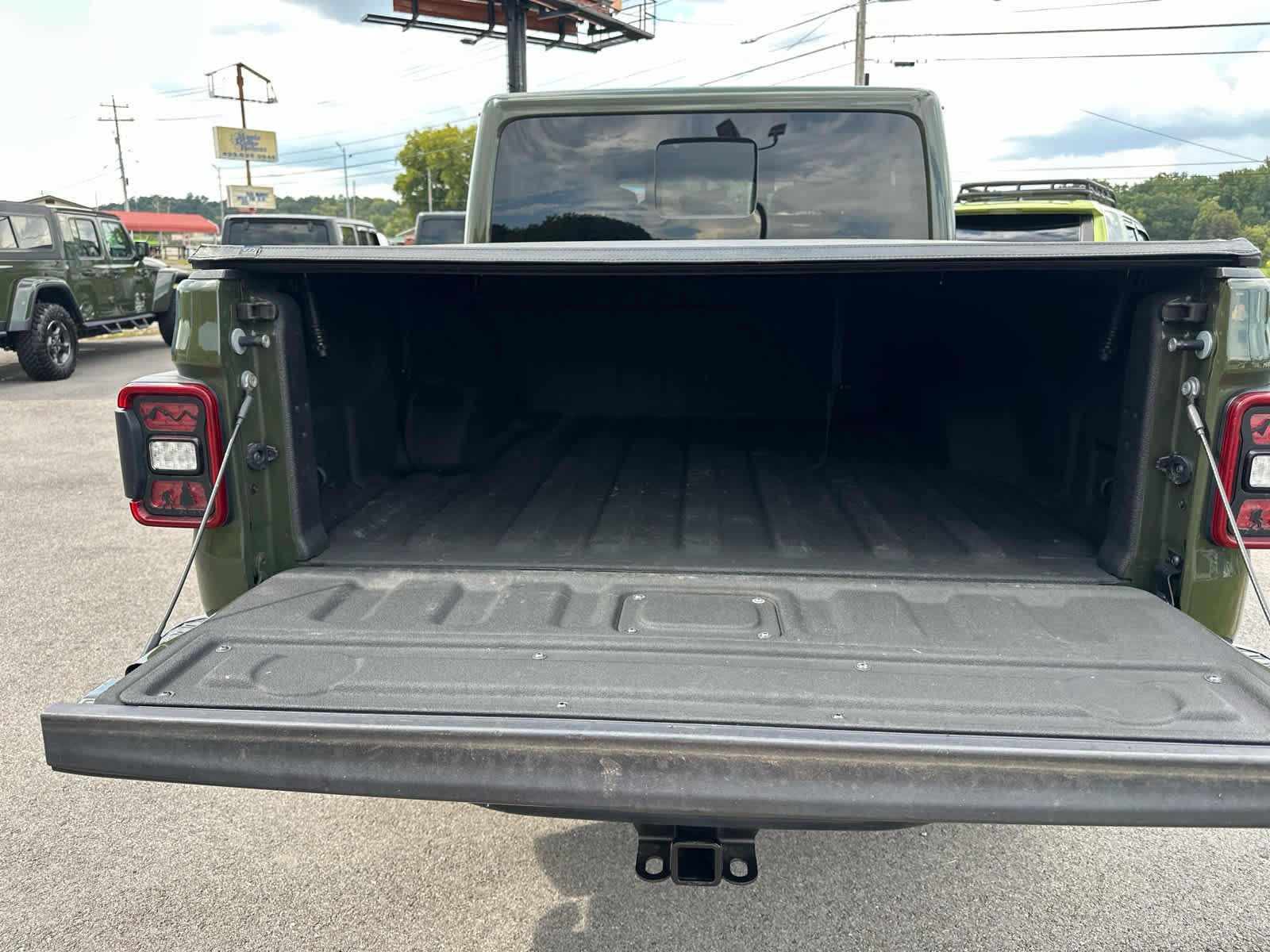 Used 2021 Jeep Gladiator Rubicon image 8