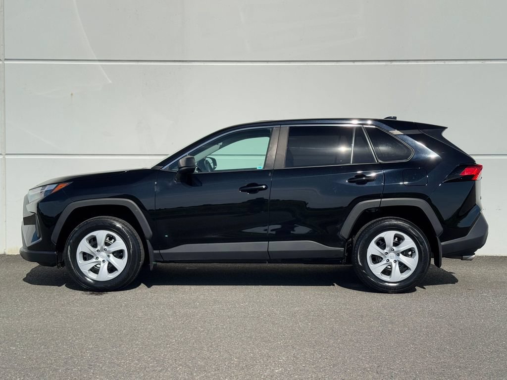 Certified 2023 Toyota RAV4 LE FWD image 4