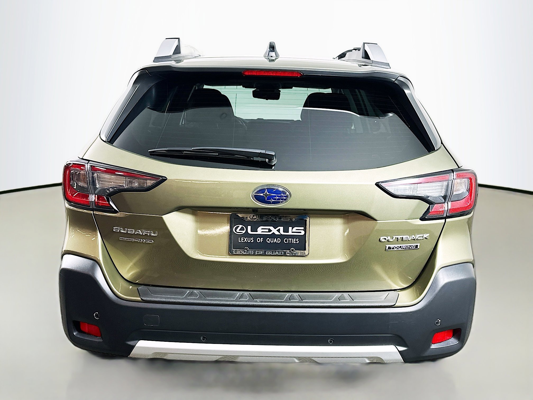 Used 2023 Subaru Outback Touring image 6