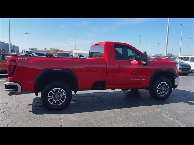 Certified 2022 GMC Sierra 2500 SLE w/ SLE Convenience Package AWD/4WD image 8