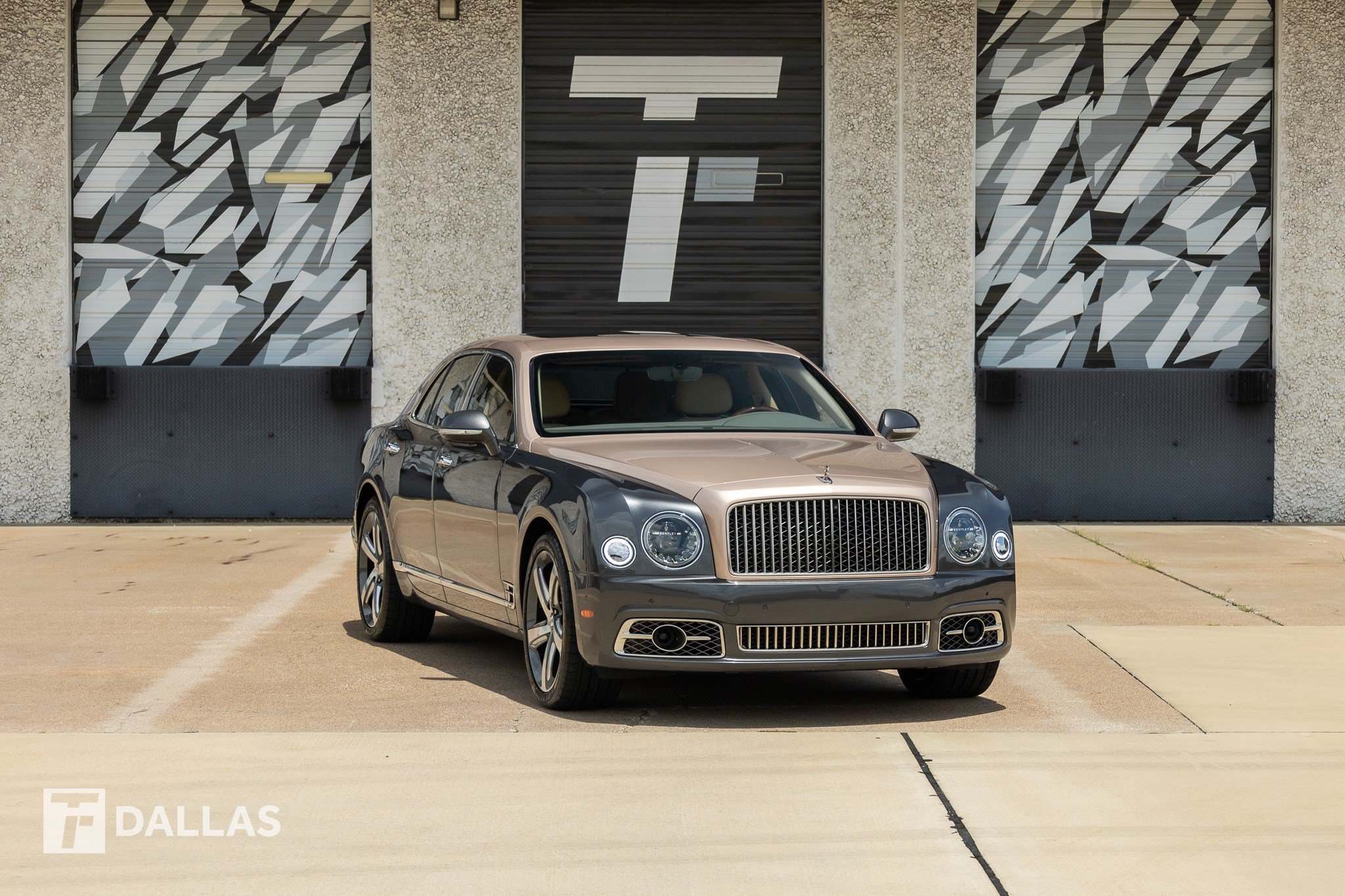 Used 2017 Bentley Mulsanne Speed RWD image 1