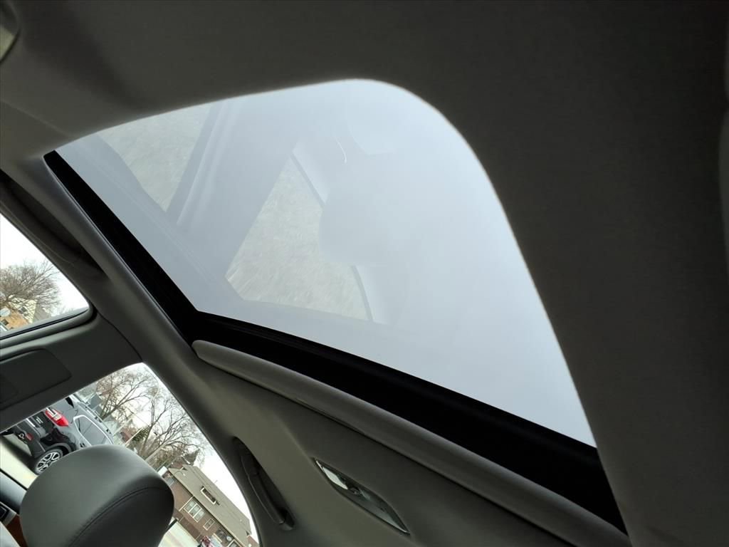 Used 2005 Lexus ES 330 FWD image 10