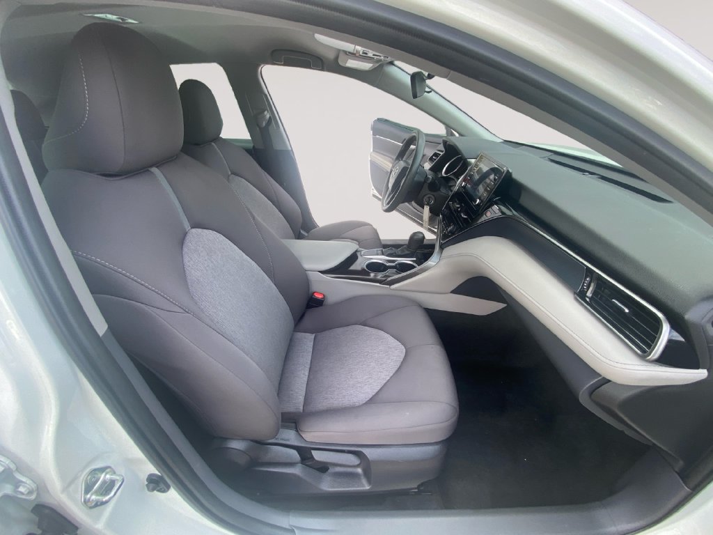 Used 2023 Toyota Camry LE FWD image 15