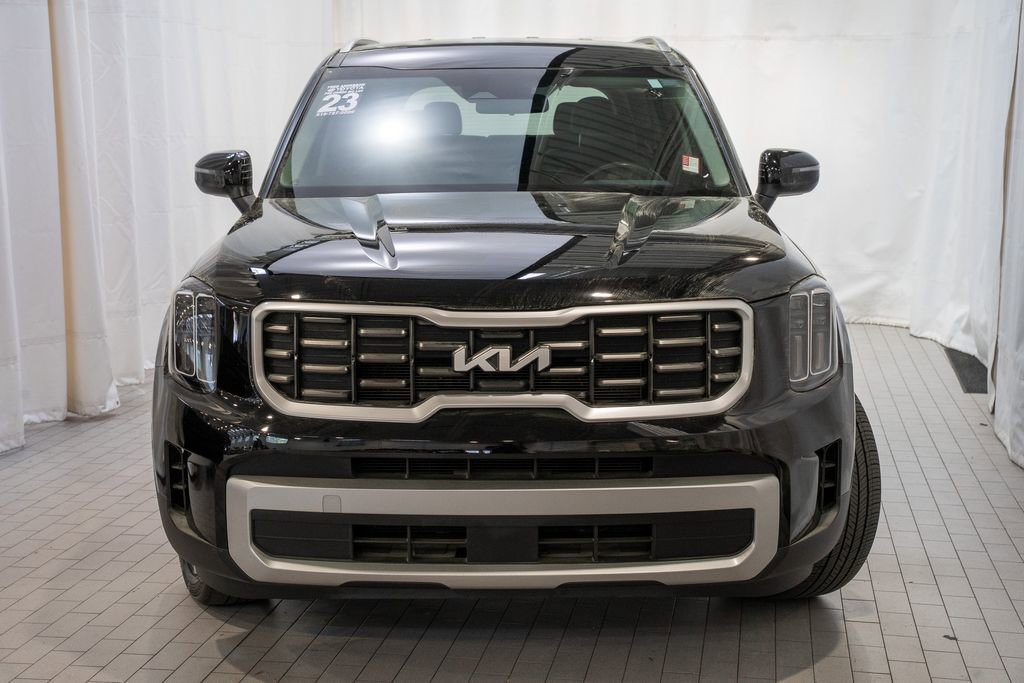 Used 2023 Kia Telluride S image 2