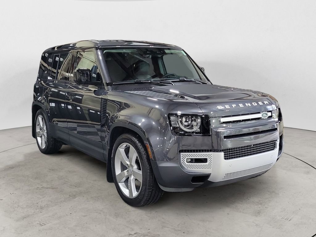 Used 2024 Land Rover Defender 110 SE AWD/4WD image 7