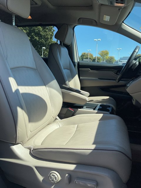 Used 2023 Honda Odyssey Elite image 21