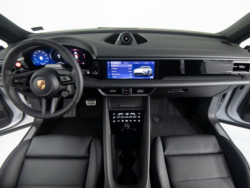 New 2026 Porsche Macan 4S Electric image 33