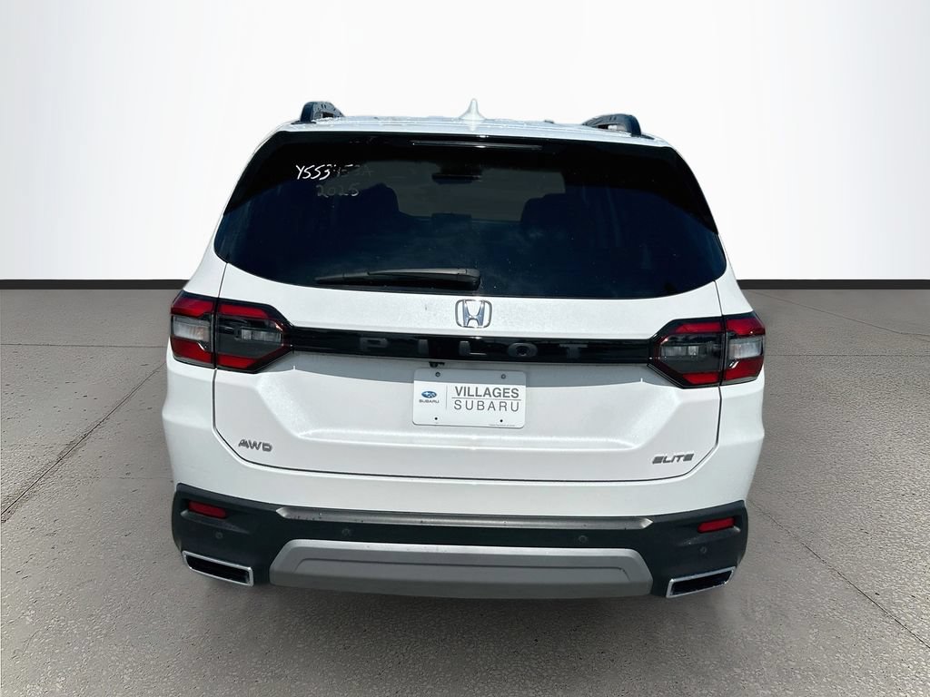 Used 2025 Honda Pilot Elite image 6