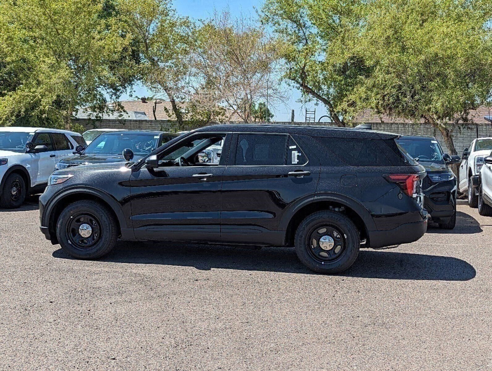 New 2025 Ford Explorer 4WD Police Interceptor image 3
