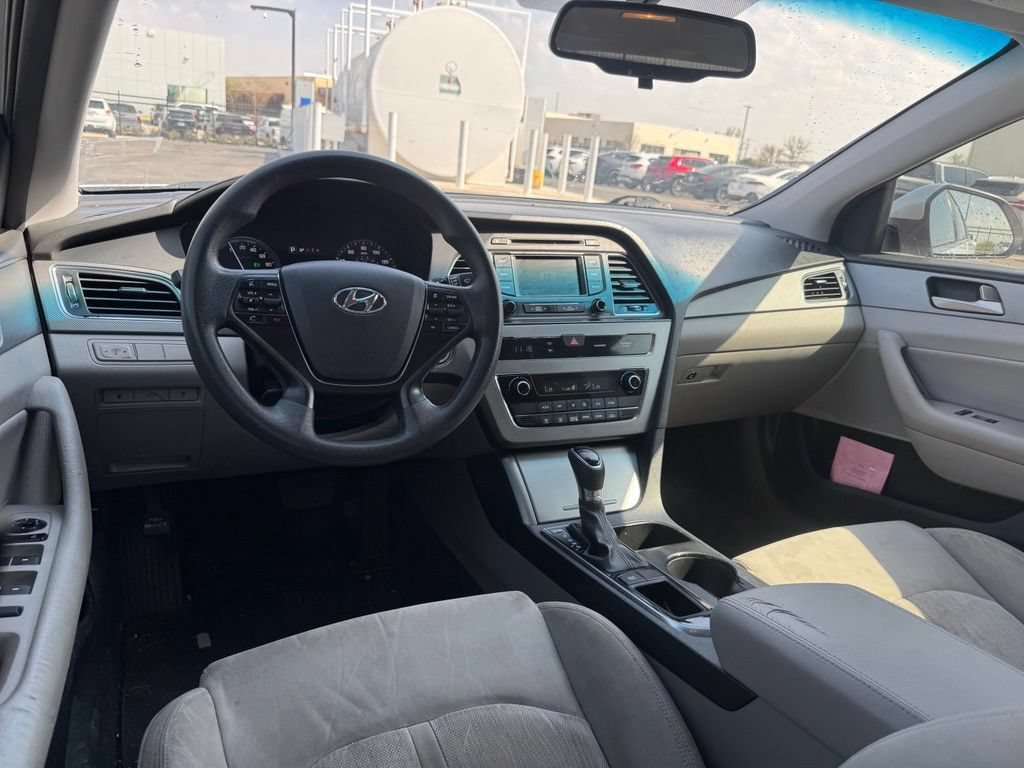 Used 2016 Hyundai Sonata SE FWD image 5