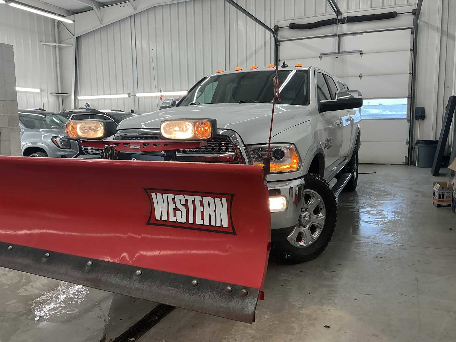 Used 2014 RAM 2500 Laramie image 3