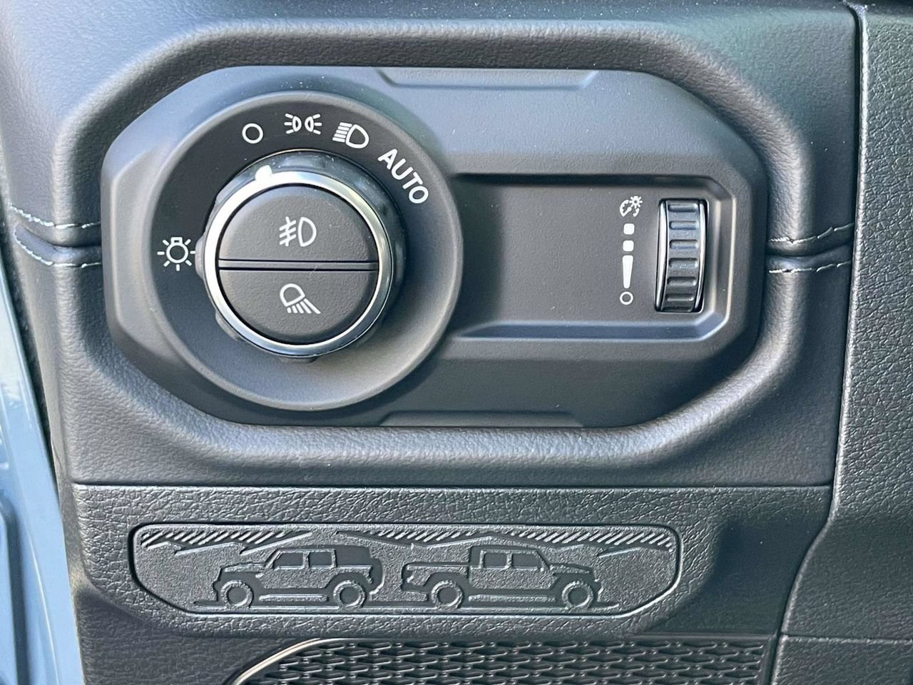 New 2026 Jeep Gladiator Rubicon AWD/4WD image 12