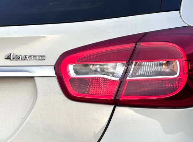 Used 2016 Mercedes-Benz GLA 250 4MATIC image 9