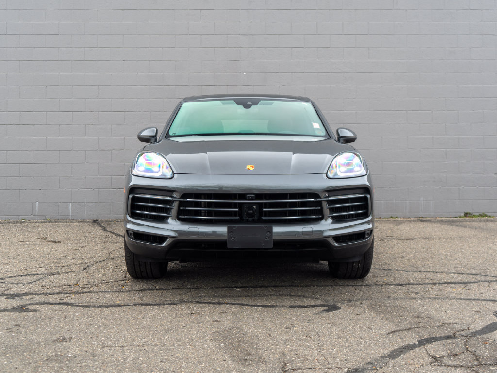 Used 2023 Porsche Cayenne AWD/4WD image 10