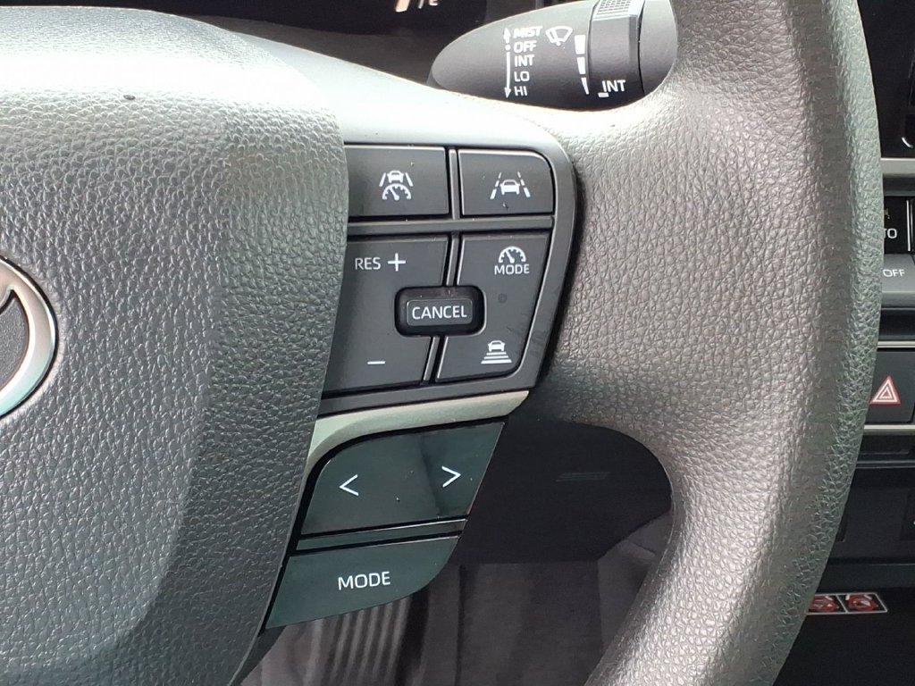 Certified 2025 Toyota Camry LE FWD image 18