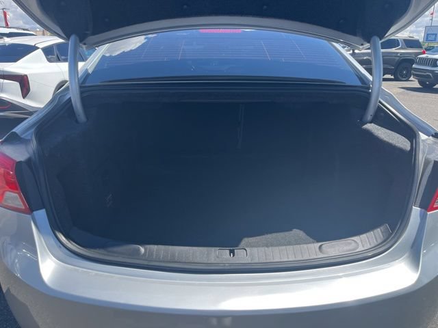 Used 2019 Chevrolet Impala LT FWD image 11