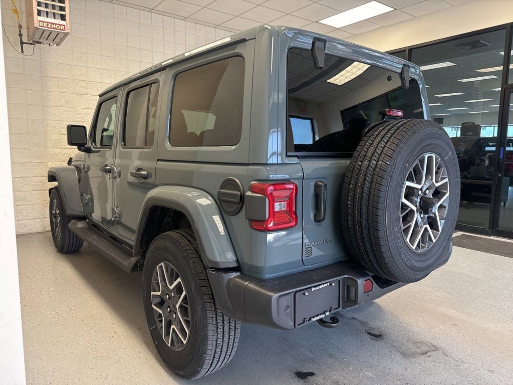 New 2026 Jeep Wrangler Unlimited Sahara AWD/4WD image 15