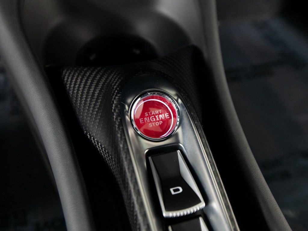 Used 2023 McLaren Artura image 20