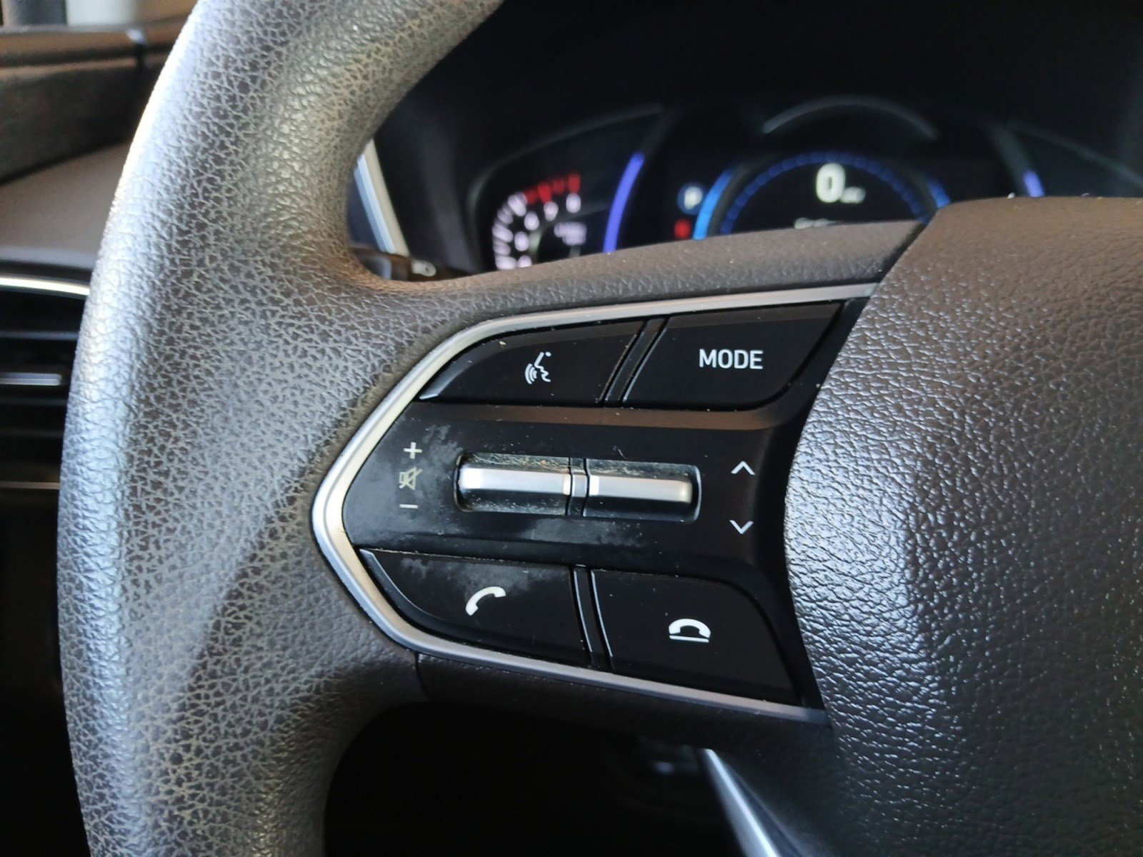 Used 2020 Hyundai Santa Fe SEL image 17