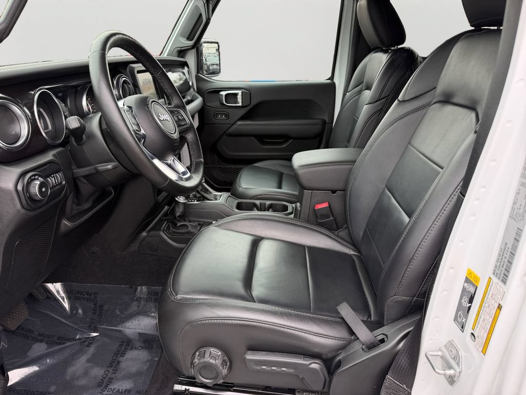 Used 2021 Jeep Wrangler Unlimited Sahara AWD/4WD image 16