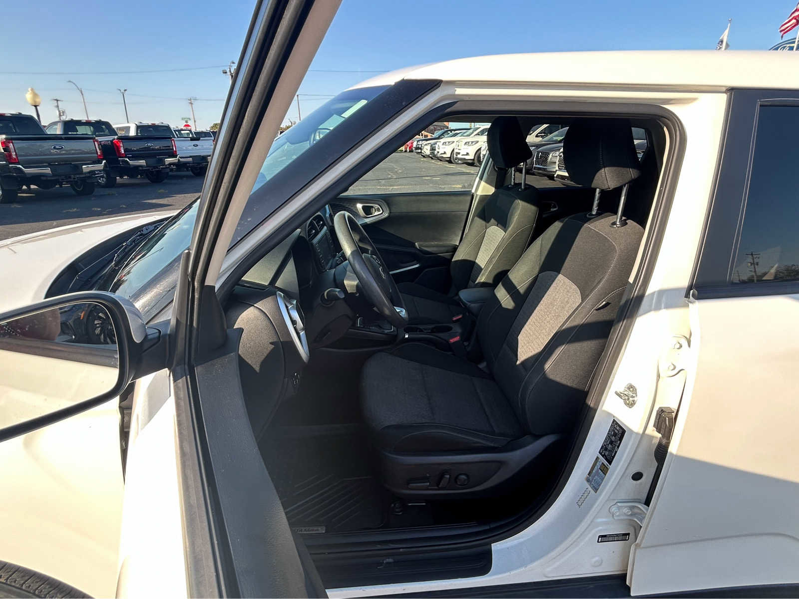 Used 2021 Kia Soul S image 11
