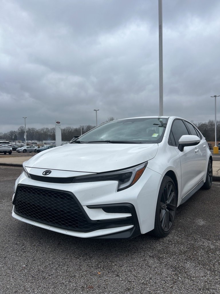 Used 2025 Toyota Corolla SE