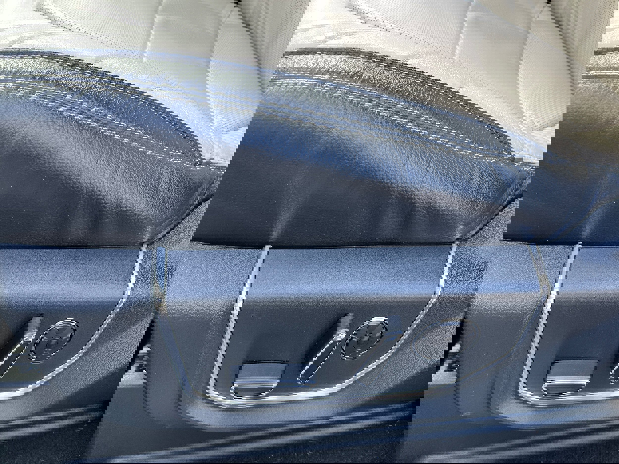 Used 2020 Ford F450 Limited w/ FX4 Off-Road Package AWD/4WD image 24