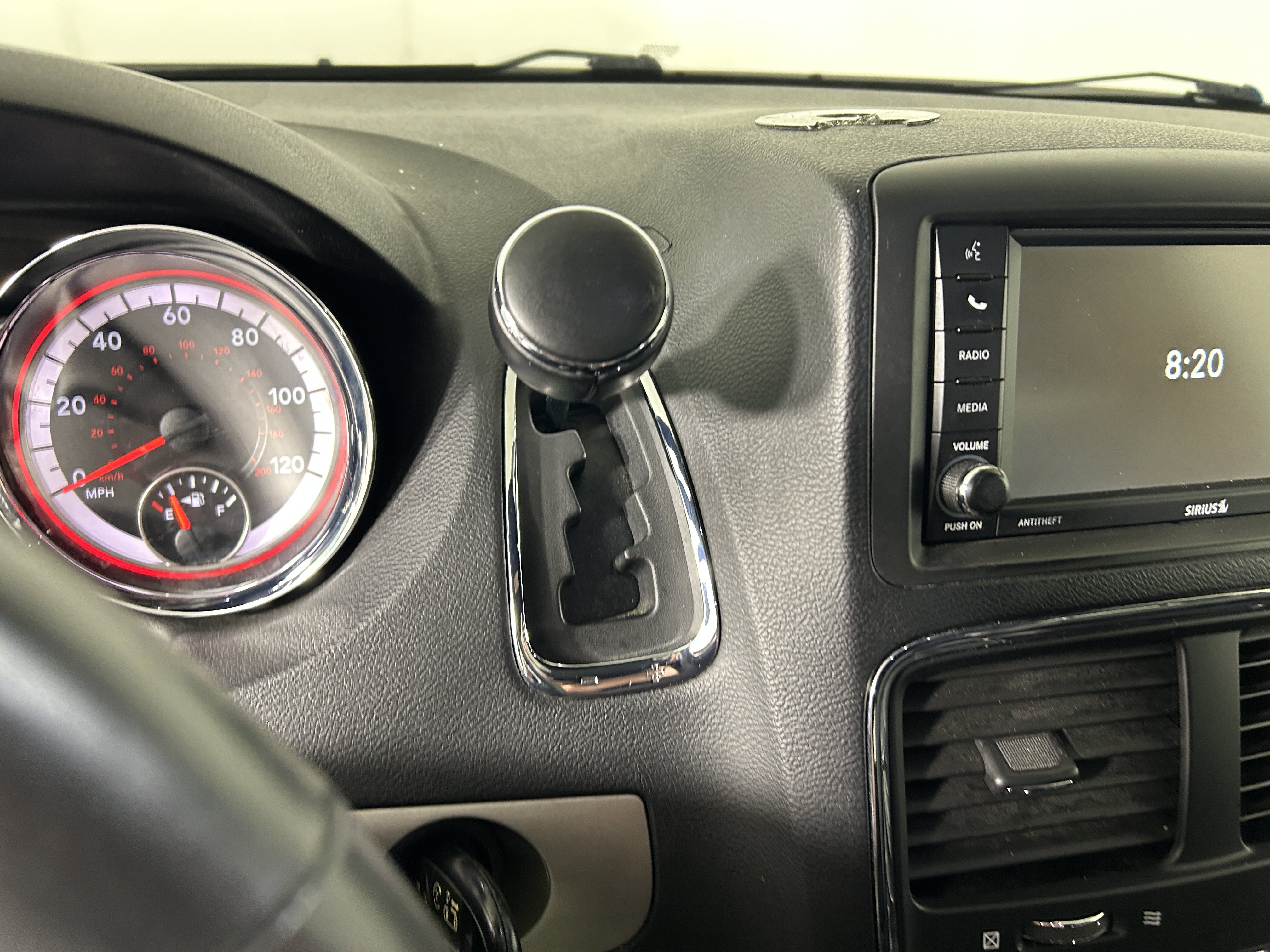 Used 2019 Dodge Grand Caravan GT FWD image 17
