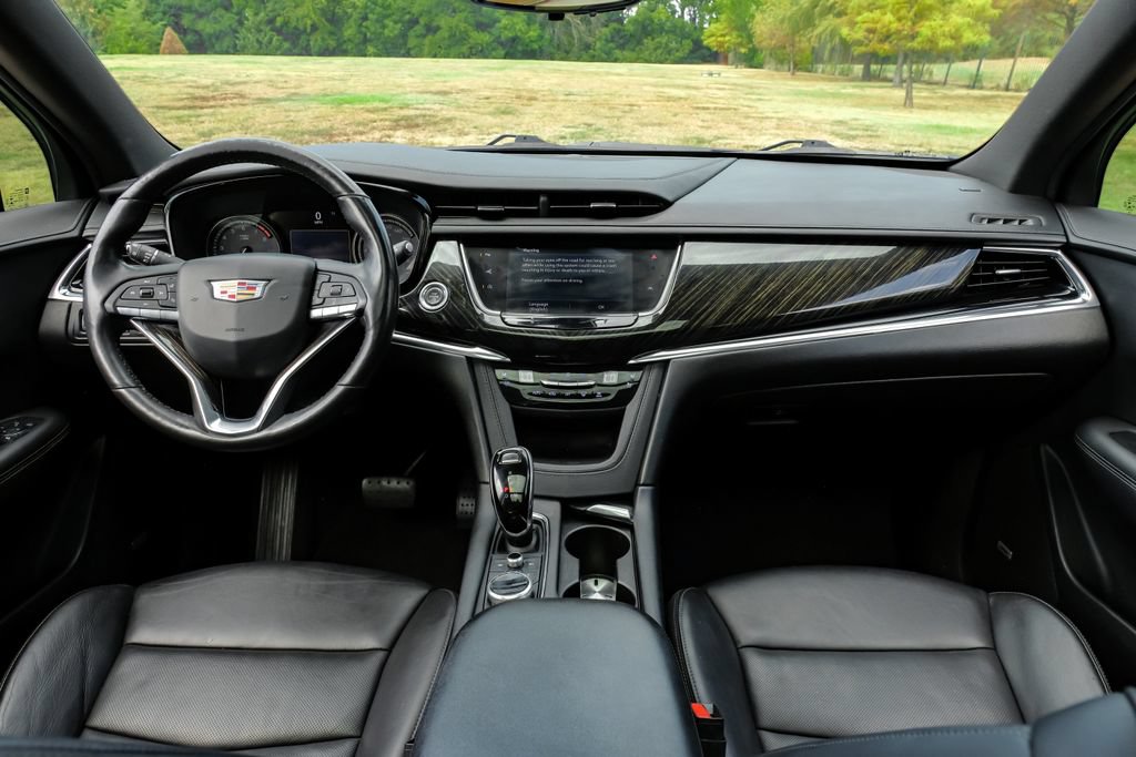Used 2020 Cadillac XT6 Premium Luxury FWD image 19