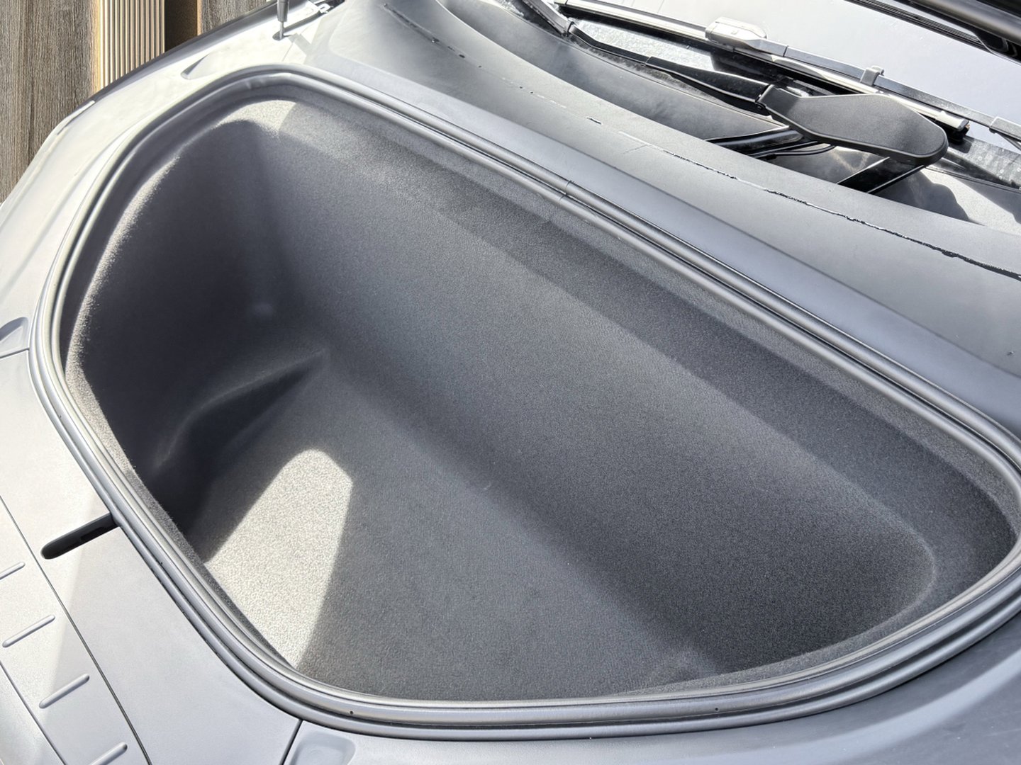 Used 2023 Tesla Model X image 17